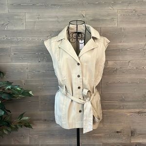Banana republic vest/blouse, button down, belted, size small